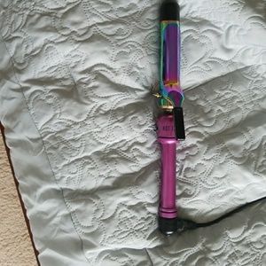 Hot tools curling iron